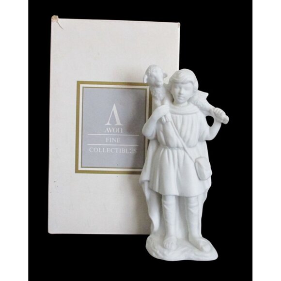 Avon Nativity Collectibles Shepherd with Lamb Figurine  Vintage 1993 - Picture 1 of 9
